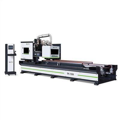 Stroj za rezanje drvenih vrata